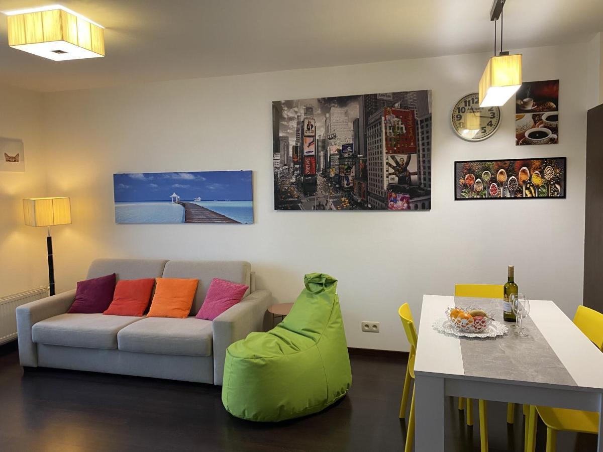 Ferienwohnung Fantastic View From The 20Th Floor Pressburg Exterior foto